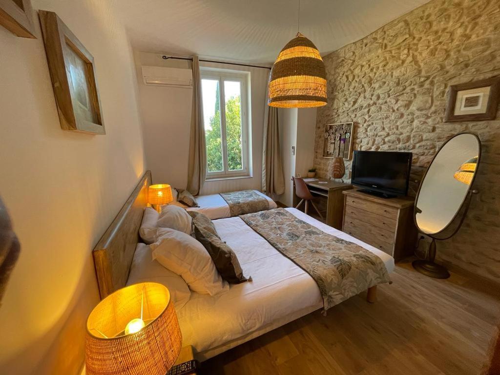 Hotel Mas De Galoffre Nîmes Kültér fotó