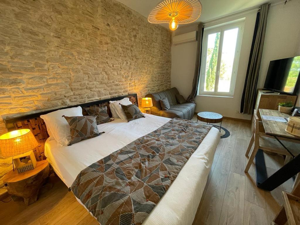 Hotel Mas De Galoffre Nîmes Kültér fotó