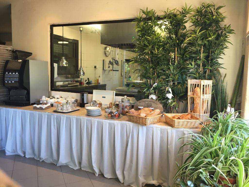 Hotel Mas De Galoffre Nîmes Kültér fotó